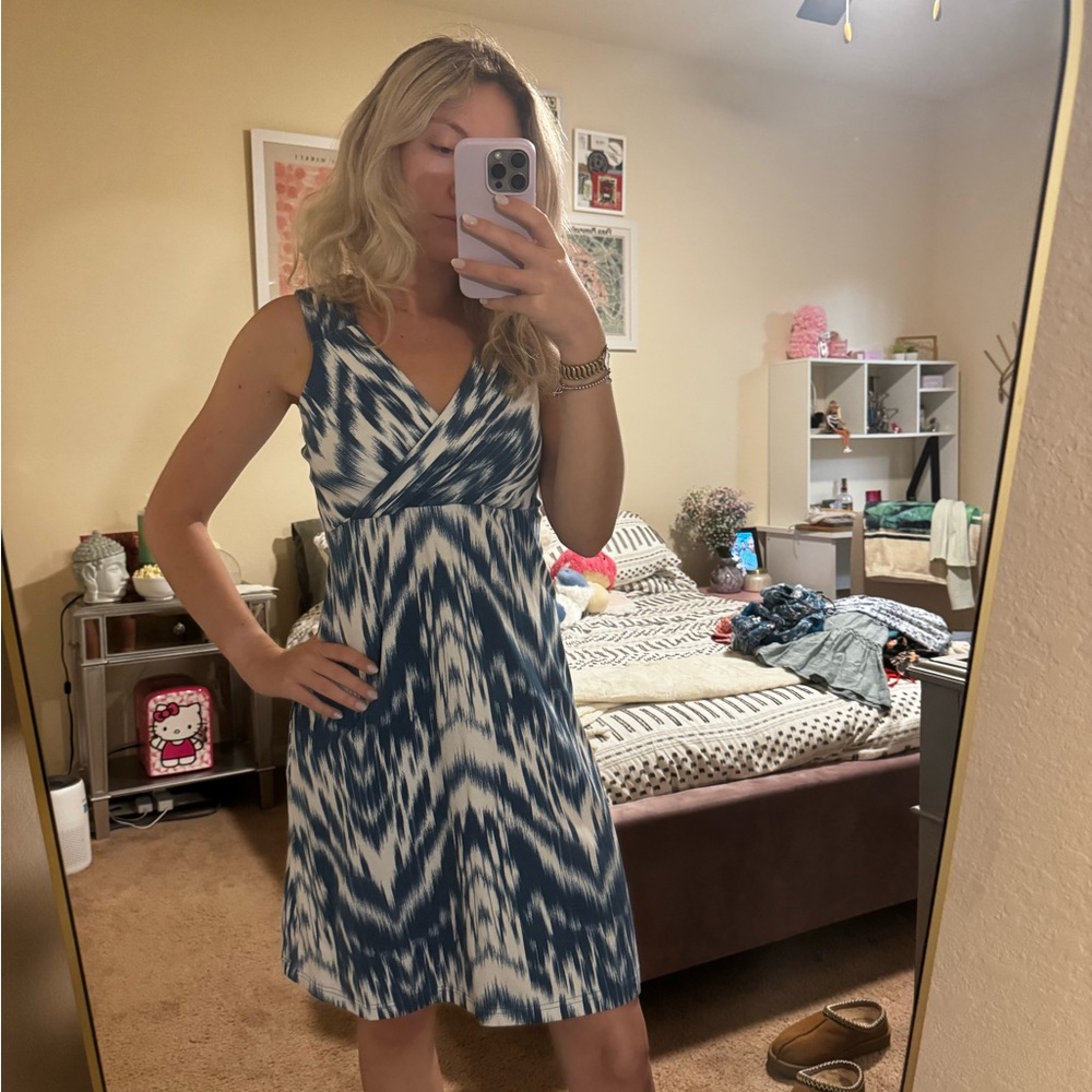 Blue and White Sleeveless V-Neck Sundress